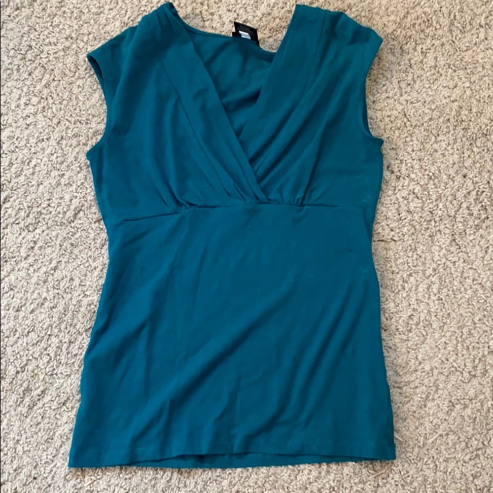 V neck tank